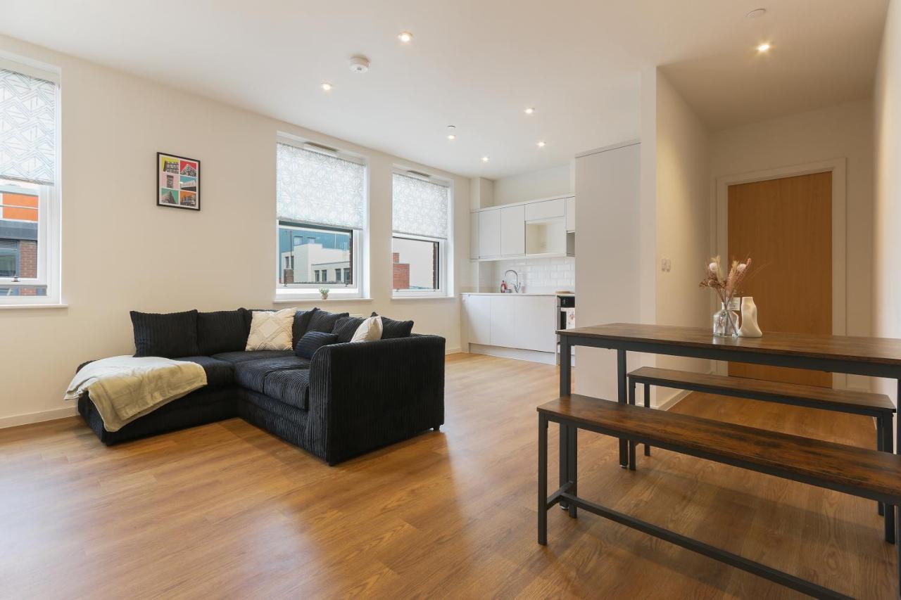Modern 2-Bed Apartment, Free Parking, City Centre, Netflix & Pet Friendly - Hosted By Stay Host Save Sheffield Exterior foto